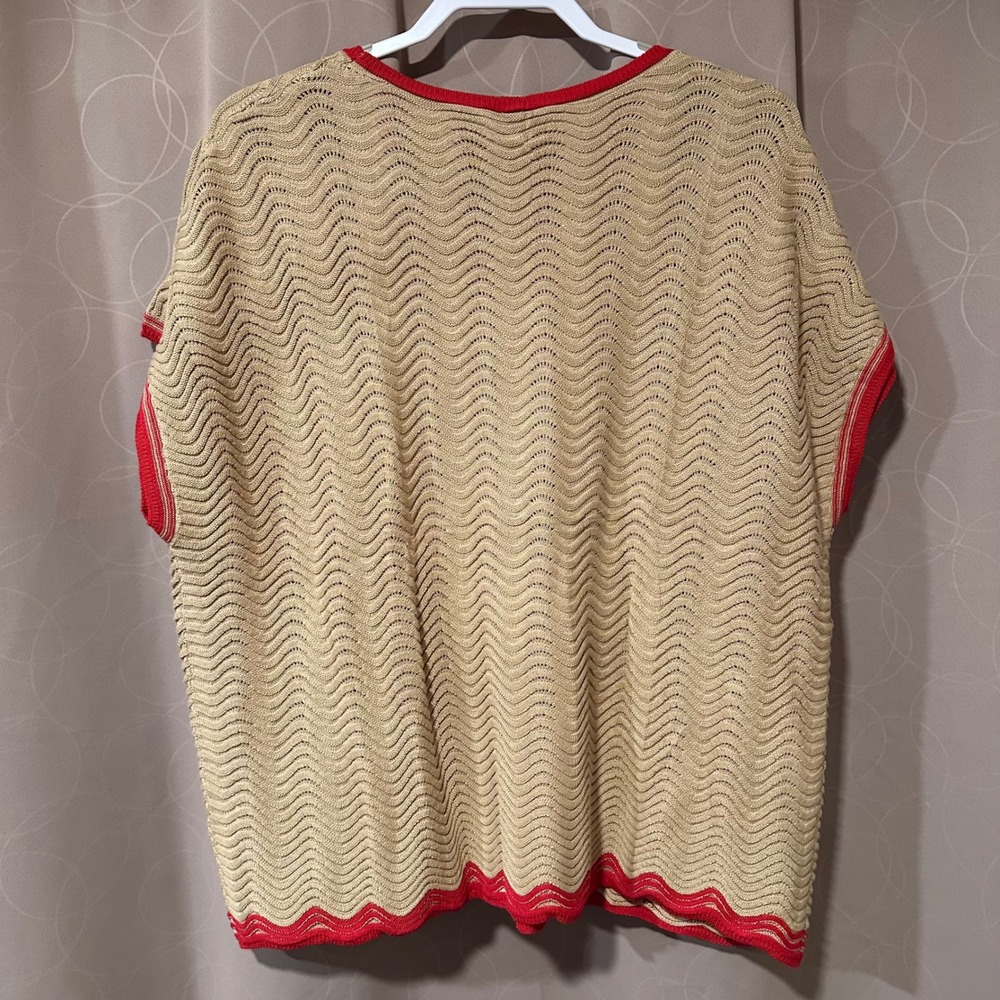 Dokotoo Women Beige Knit Chevron Short Sleeve Top Red Trim Size 2XL - Picture 4 of 5